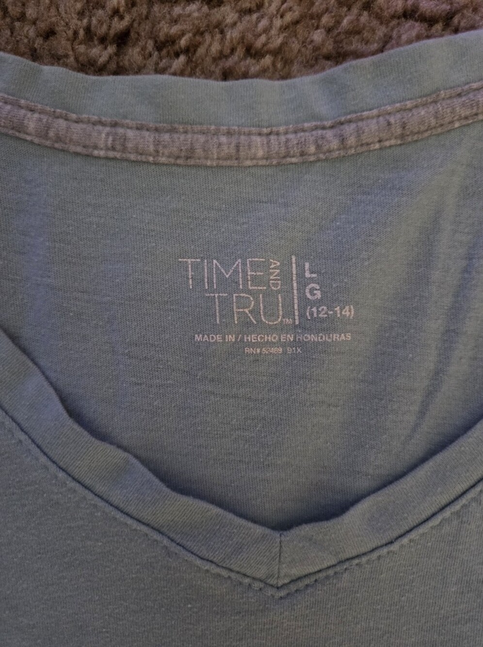 Basic Tee Bundle - L/XL - Picture 7 of 8